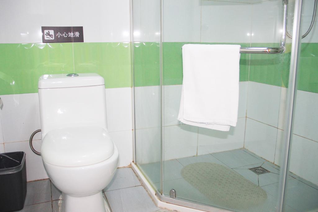 7Days Inn Guangzhou Tianhe Tianpingjia Subway Station Rum bild